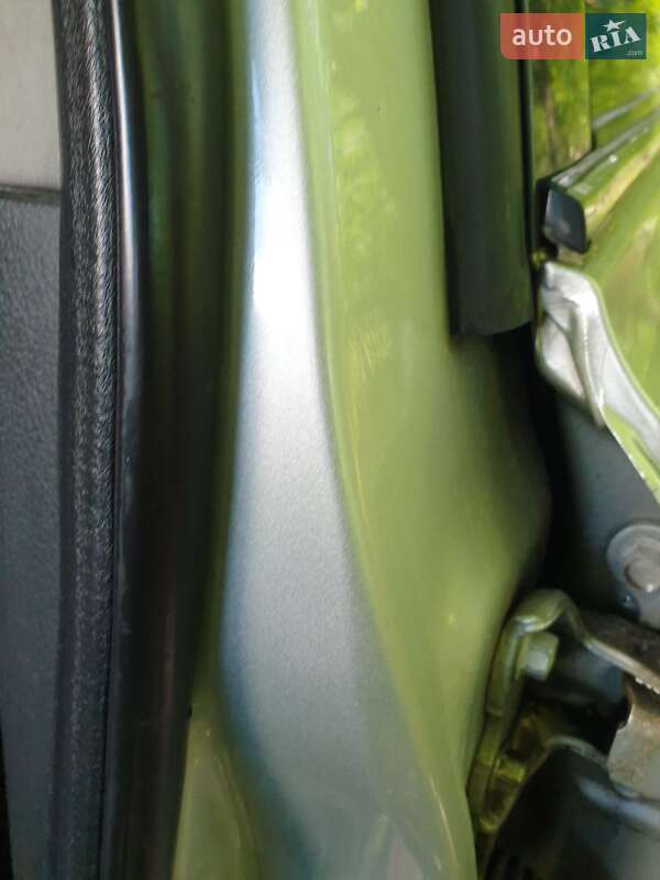 Універсал Toyota Avensis 2003 в Чорткові