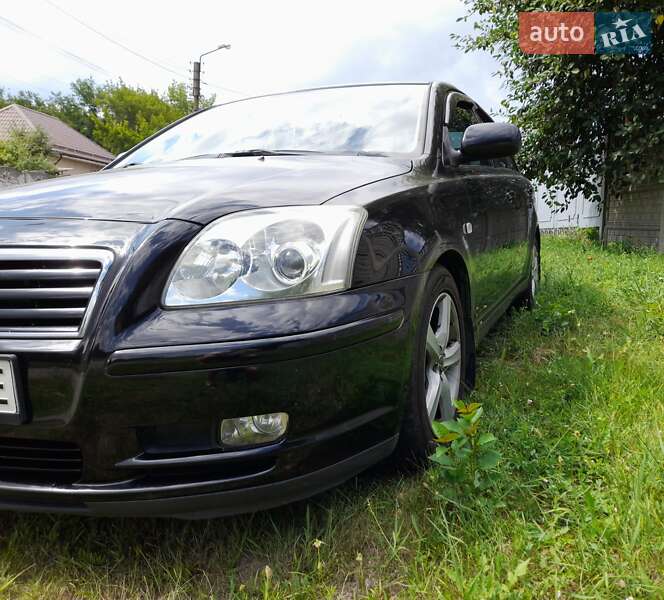 Седан Toyota Avensis 2003 в Запоріжжі