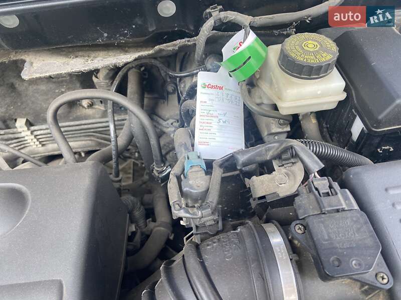 Універсал Toyota Avensis 2005 в Самборі