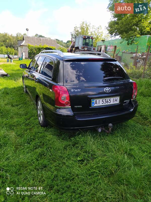 Универсал Toyota Avensis 2008 в Киеве