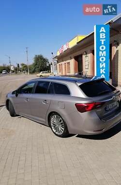 Универсал Toyota Avensis 2016 в Николаеве