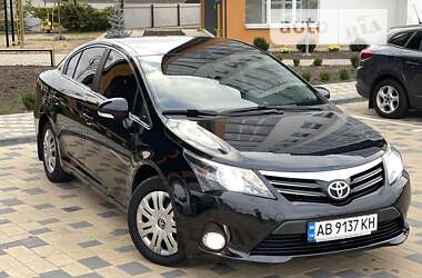 Седан Toyota Avensis 2015 в 
