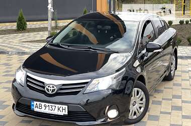 Седан Toyota Avensis 2015 в 