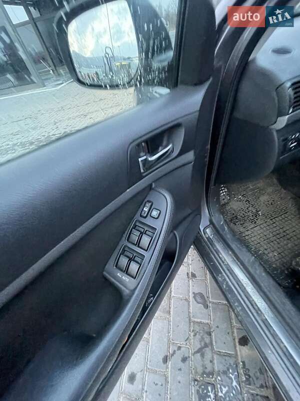 Універсал Toyota Avensis 2008 в Івано-Франківську