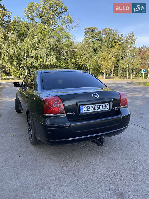 Седан Toyota Avensis 2004 в Прилуках