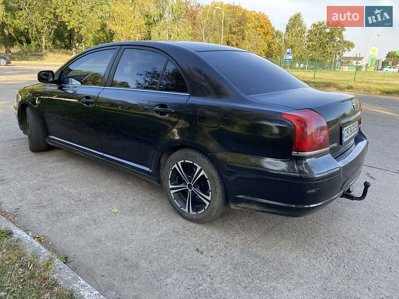 Седан Toyota Avensis 2004 в Прилуках