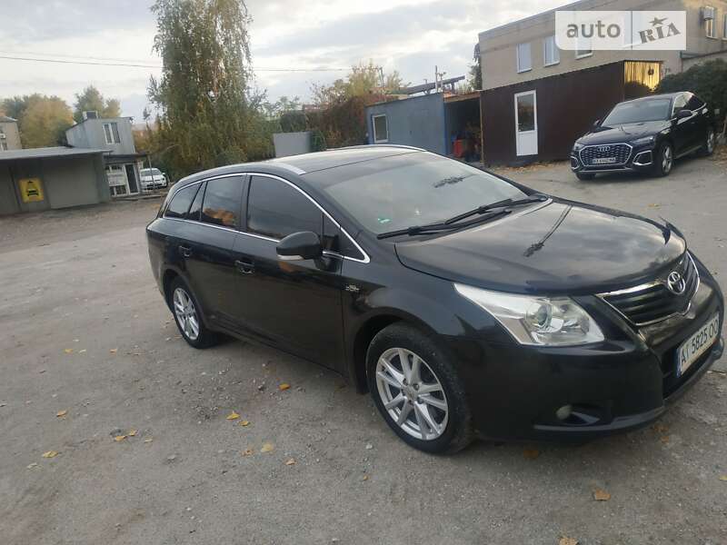 Универсал Toyota Avensis 2011 в Запорожье