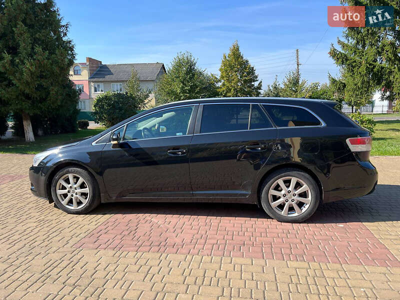 Универсал Toyota Avensis 2009 в Луцке