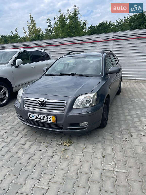 Toyota Avensis 2004