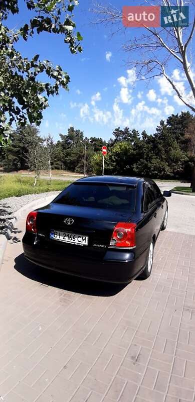 Седан Toyota Avensis 2008 в Дніпрі
