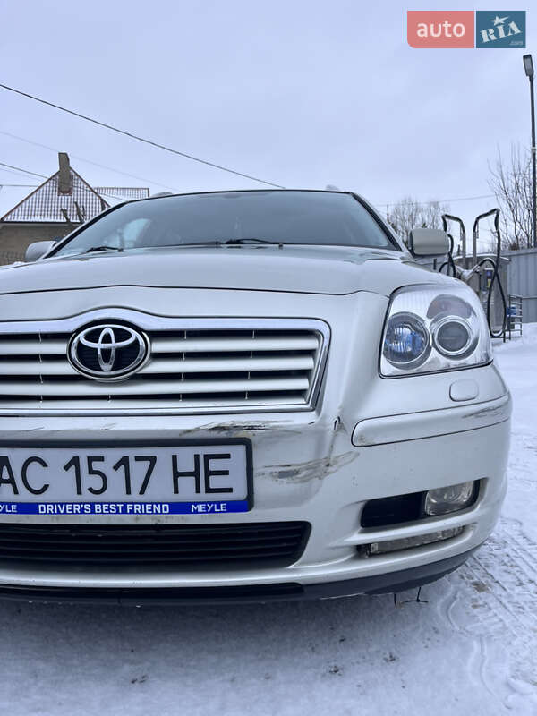 Универсал Toyota Avensis 2004 в Луцке