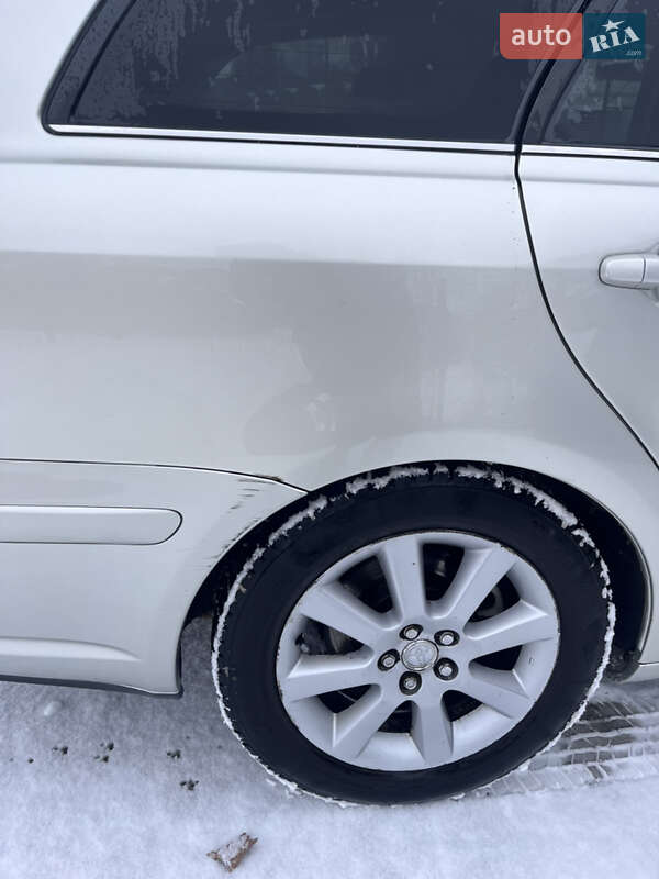 Универсал Toyota Avensis 2004 в Луцке