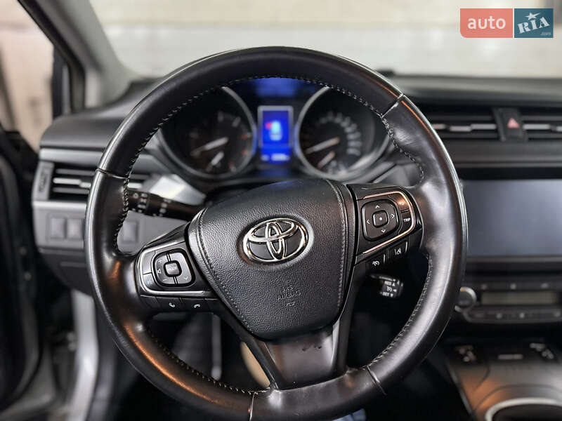 Универсал Toyota Avensis 2016 в Виннице