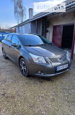 Универсал Toyota Avensis 2011 в Збараже