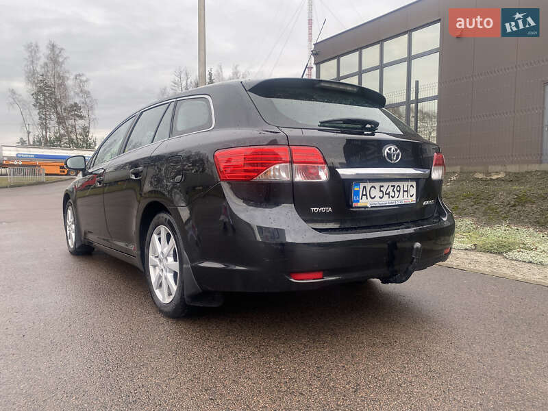 Універсал Toyota Avensis 2012 в Ковелі
