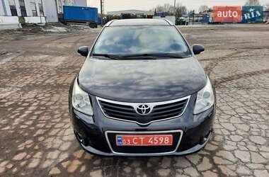 Универсал Toyota Avensis 2011 в Полтаве