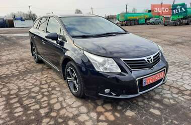 Универсал Toyota Avensis 2011 в Полтаве