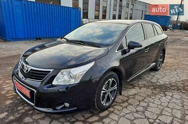 Универсал Toyota Avensis 2011 в Полтаве