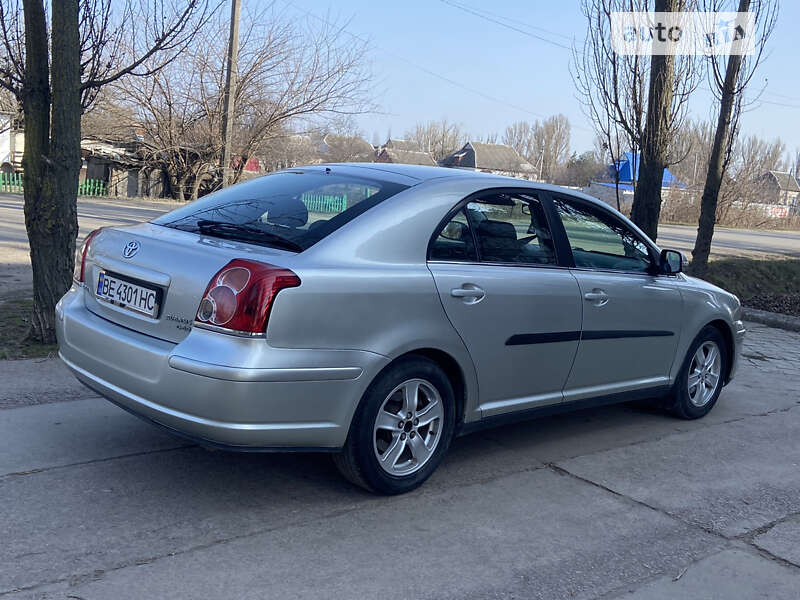 Ліфтбек Toyota Avensis 2007 в Новому Бузі