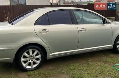 Седан Toyota Avensis 2007 в Самборе