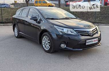 Универсал Toyota Avensis 2012 в Хмельницком