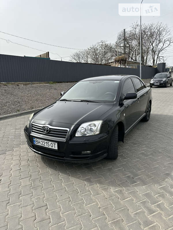 Седан Toyota Avensis 2006 в Одессе