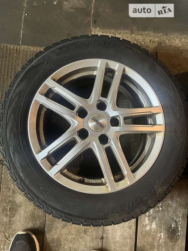 Универсал Toyota Avensis 2010 в Харькове