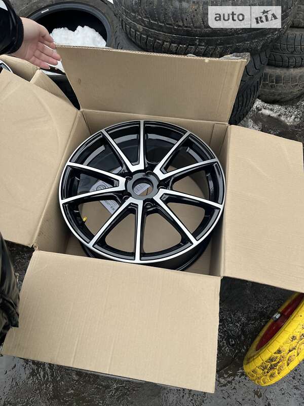 Универсал Toyota Avensis 2010 в Харькове