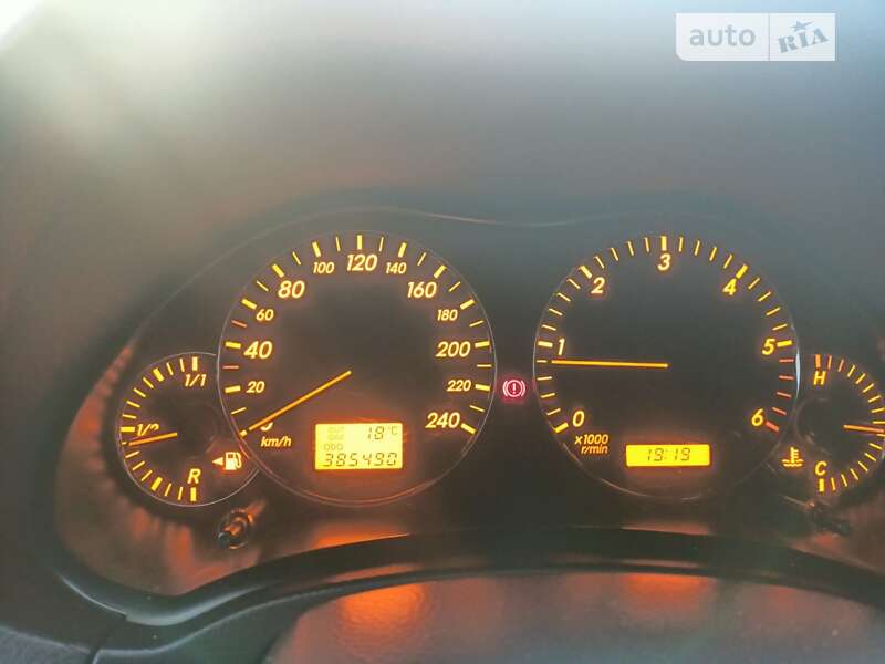 Универсал Toyota Avensis 2004 в Белой Церкви