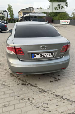 Седан Toyota Avensis 2008 в Ивано-Франковске