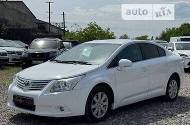 Седан Toyota Avensis 2010 в Одессе