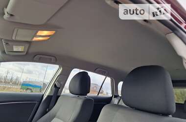 Универсал Toyota Avensis 2013 в Киеве