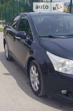 Седан Toyota Avensis 2011 в Чорткові