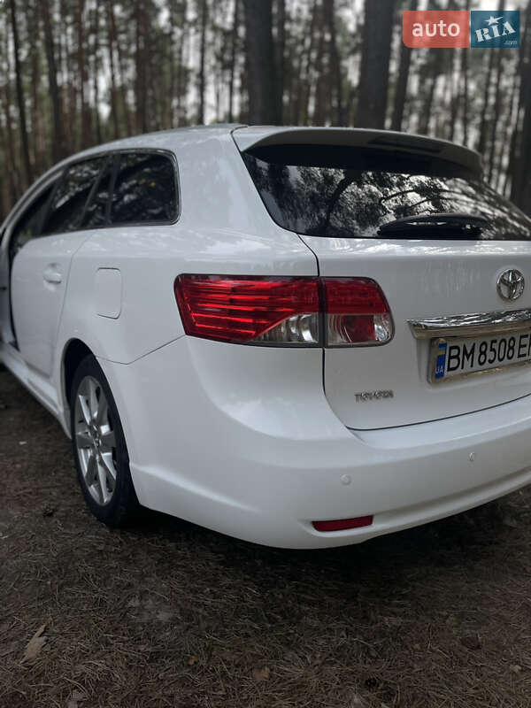 Универсал Toyota Avensis 2012 в Краматорске