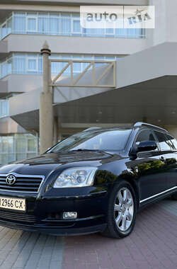 Универсал Toyota Avensis 2004 в Житомире