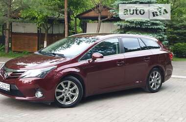 Універсал Toyota Avensis 2012 в Дрогобичі