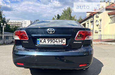 Седан Toyota Avensis 2011 в Києві