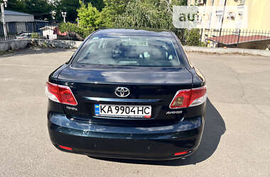 Седан Toyota Avensis 2011 в Києві