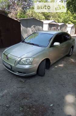 Седан Toyota Avensis 2005 в Дніпрі