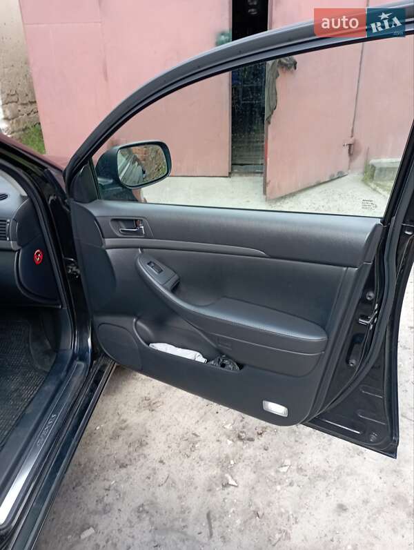 Універсал Toyota Avensis 2008 в Пісківці