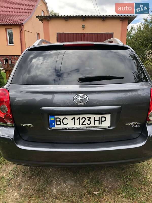 Универсал Toyota Avensis 2006 в Дрогобыче