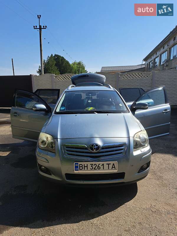 Универсал Toyota Avensis 2008 в Подольске