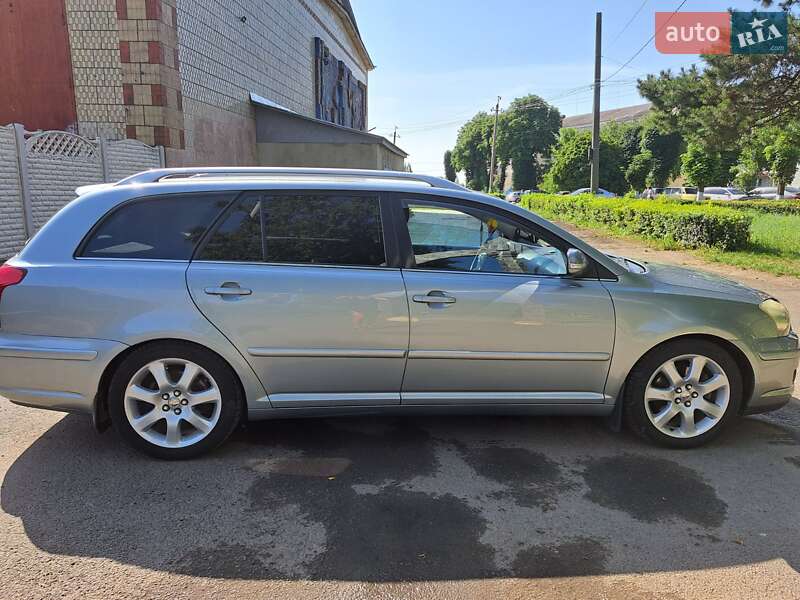 Универсал Toyota Avensis 2008 в Подольске