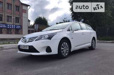 Універсал Toyota Avensis 2012 в Чернігові