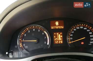 Седан Toyota Avensis 2008 в 