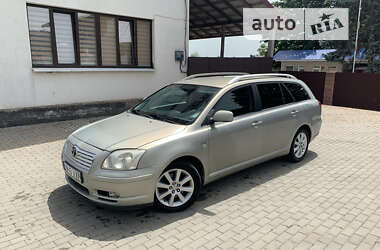 Універсал Toyota Avensis 2005 в Хусті