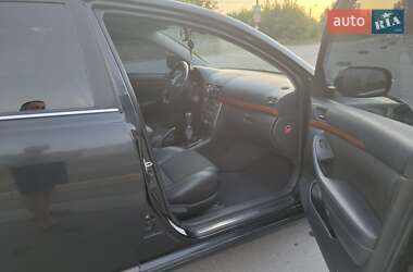 Седан Toyota Avensis 2008 в 