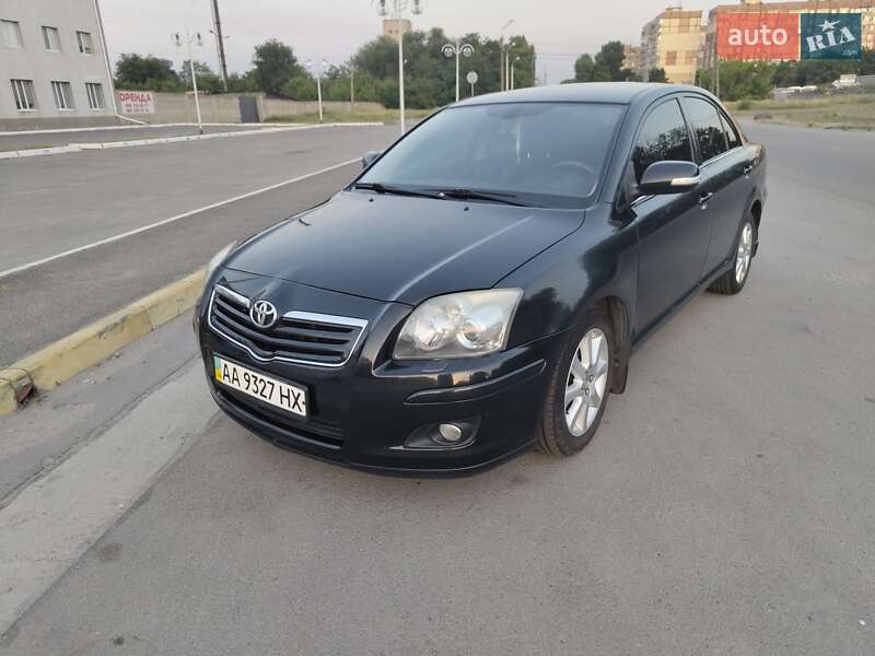 Седан Toyota Avensis 2008 в Днепре