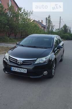 Універсал Toyota Avensis 2012 в Харкові