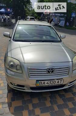 Седан Toyota Avensis 2003 в Кропивницькому